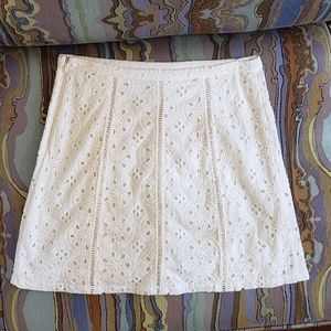 Hollister Cream Eyelet Lace Skirt Size 3 juniors